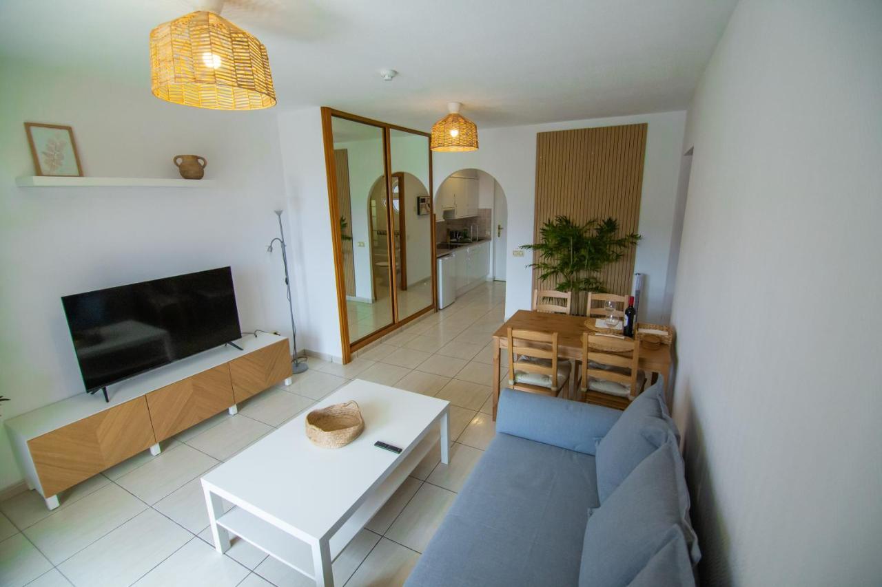 Sea Panda Apartment Costa Del Silencio Exterior photo